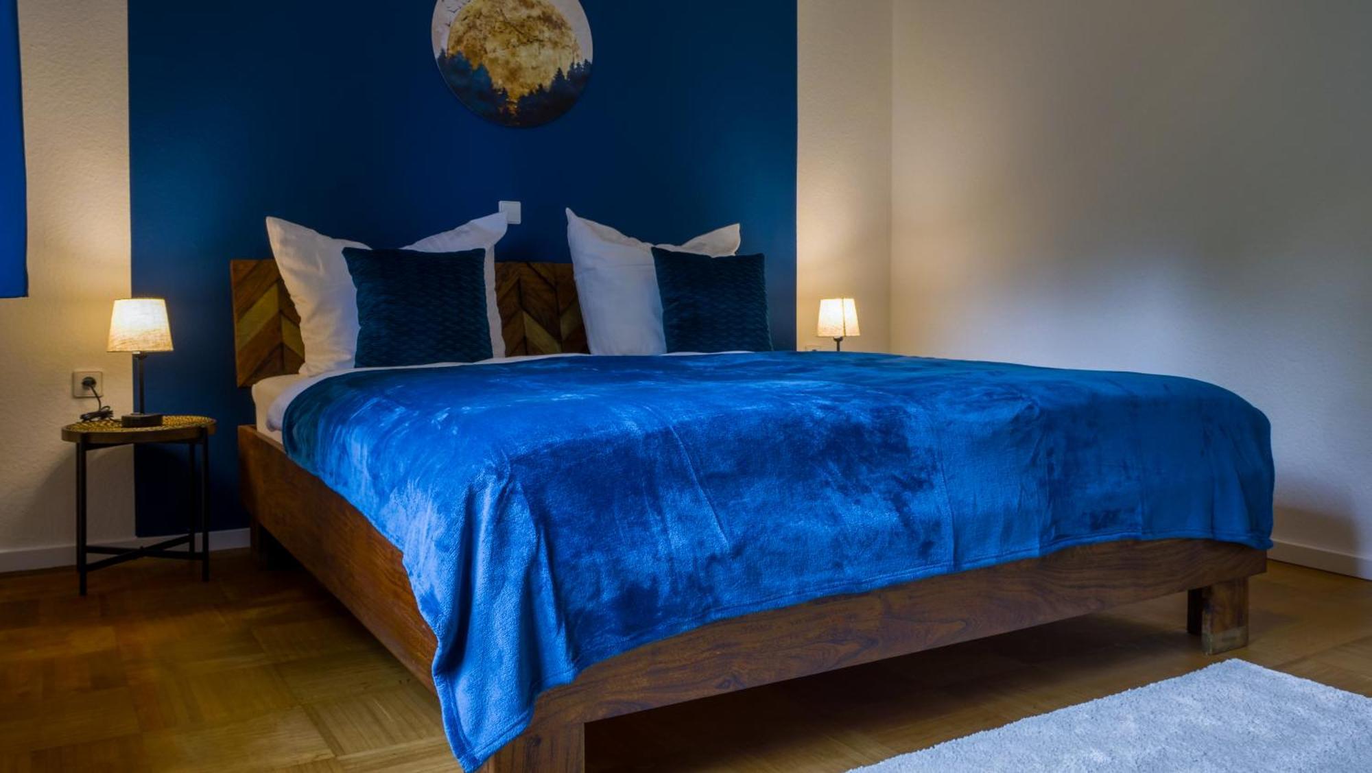 Apartment Gross, Modern, Zentrumsnah Mit Parkplatz Und Garten *